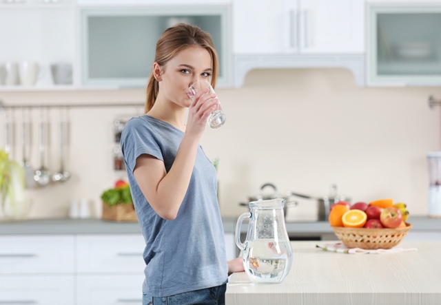 Dieta cu 8 pahare de apa - informatii, recomandari si sfaturi