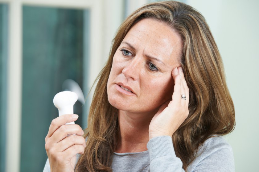 Durerile de sÃ¢ni la menopauzÄ: cauze, simptome, remedii