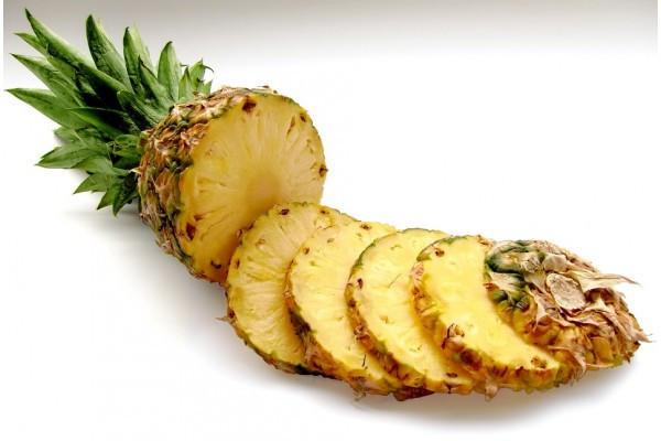 Compot de ananas in sarcina