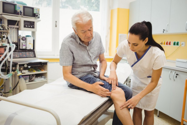 artroza genunchiului la vârstnici
