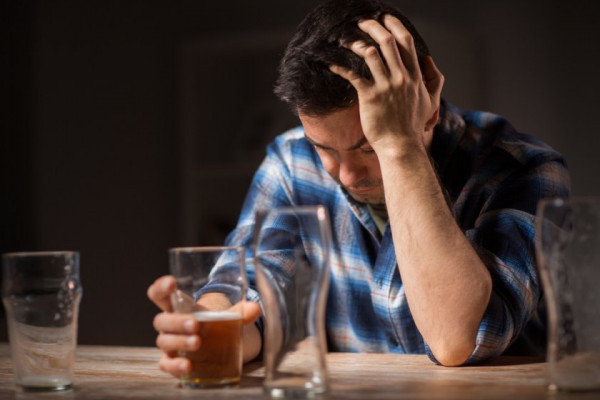 Cum recunosti dependenta de alcool si cum o tratezi