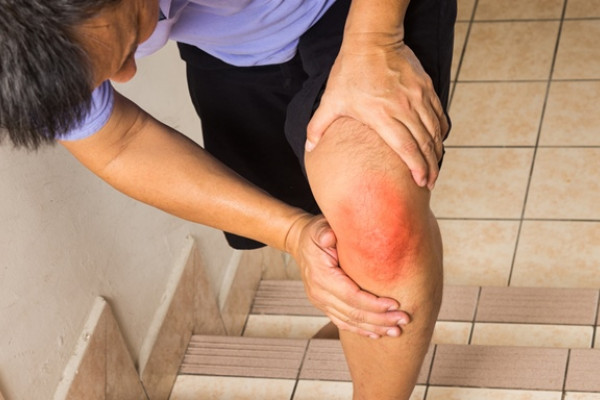 Durerile de genunchi: antrenamentul si enzimele pot fi de folos