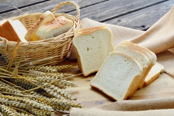 pâine albă pentru vedere)