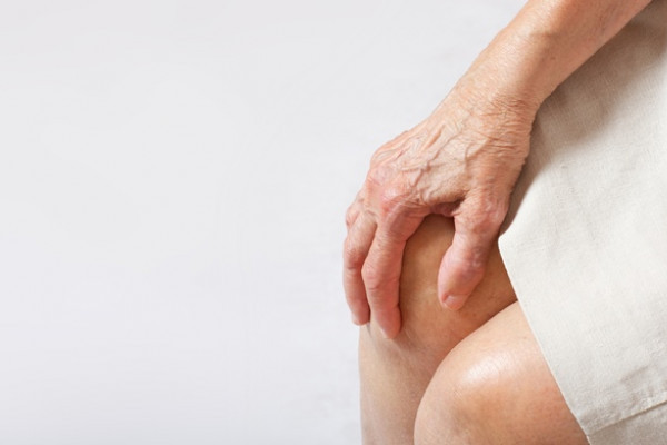 Artrita reumatoidă a lichidului genunchiului