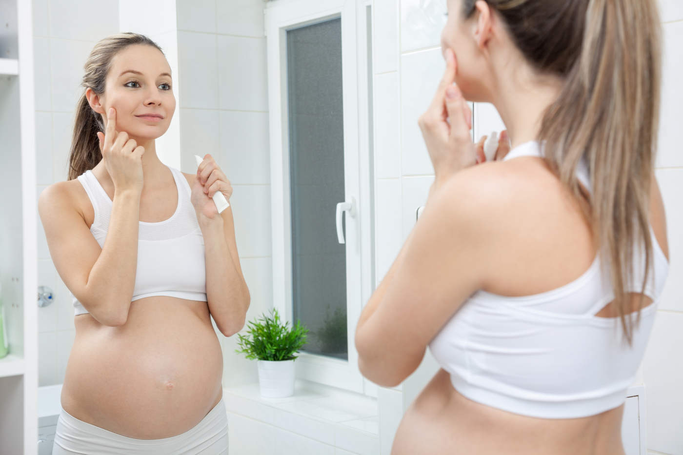 îngrijirea pielii anti-îmbătrânire și sarcină