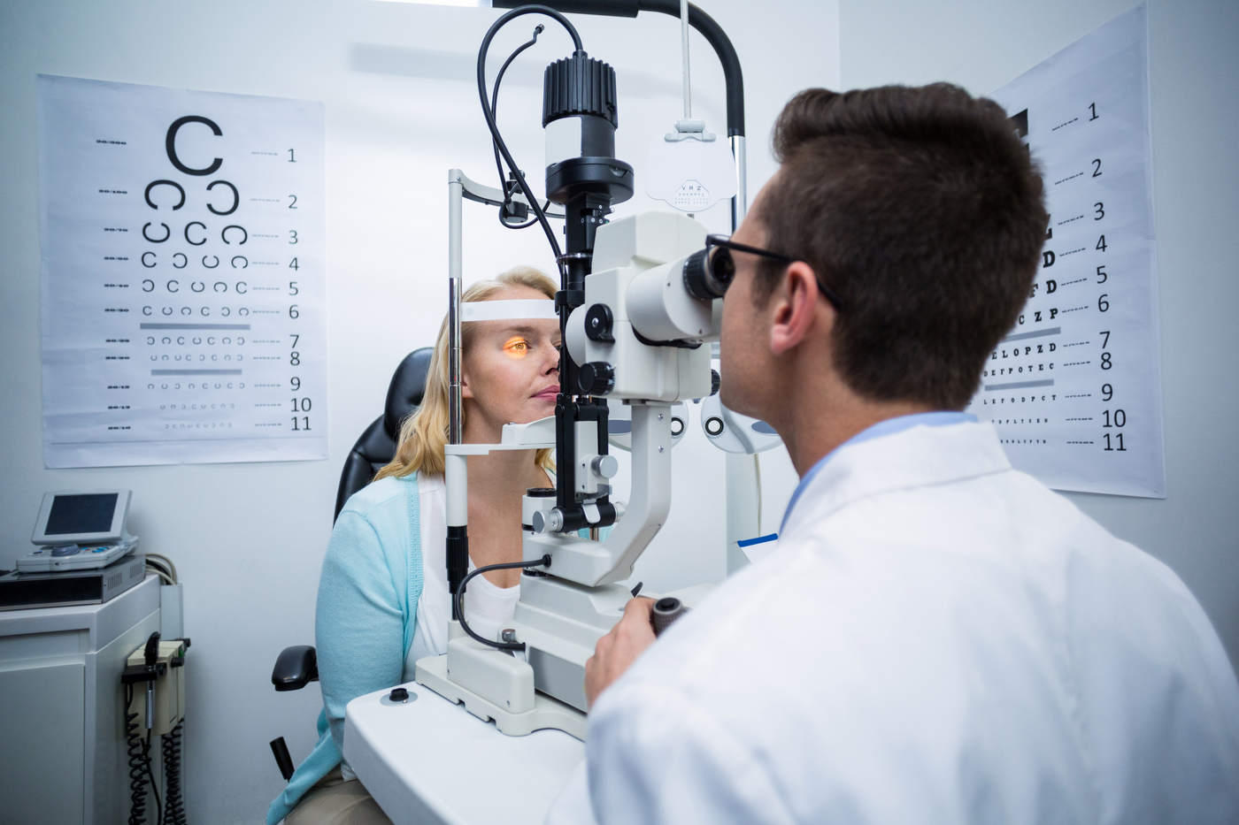 Consultul oftalmologic pentru lentilele de contact - Istoric de măsurare a presiunii oftalmologice