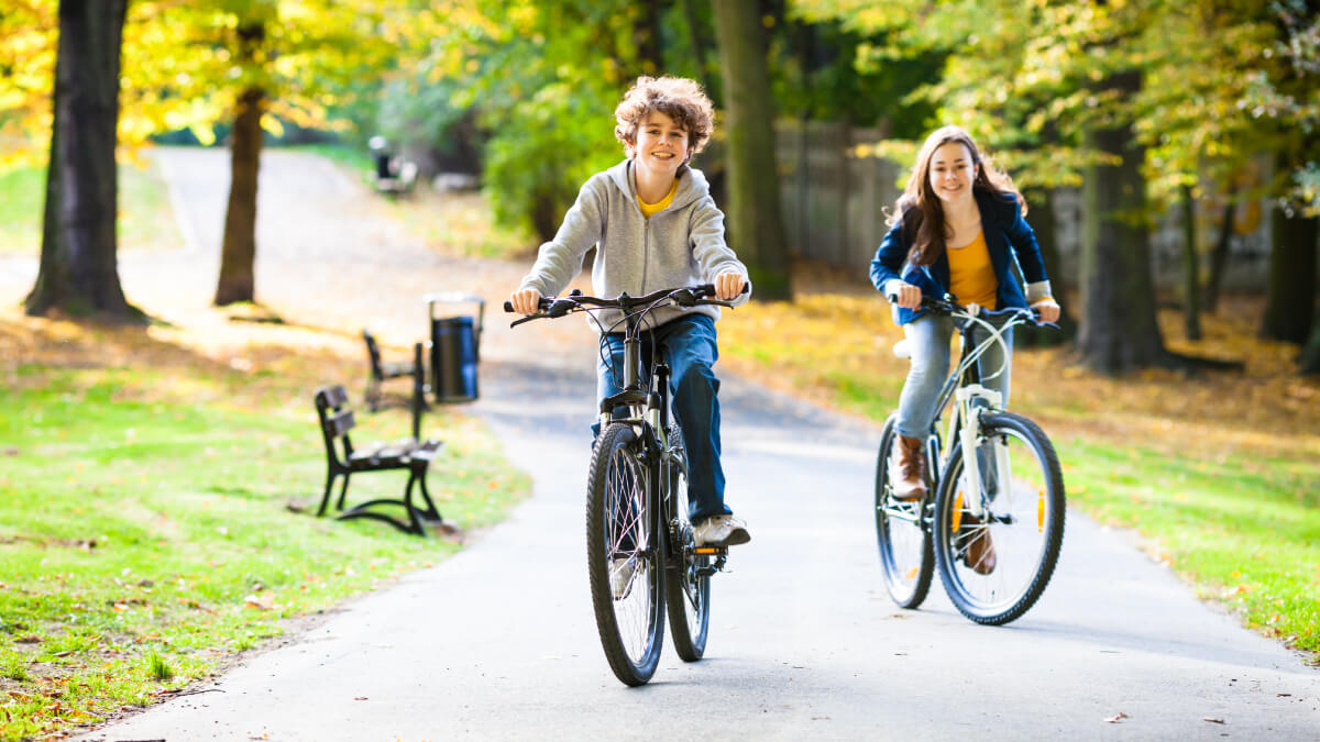 Mersul pe bicicleta si mersul pe role - recomandate pentru copii si adolescenti
