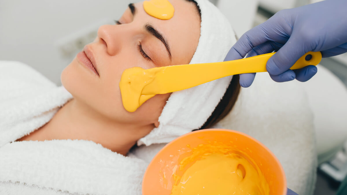 Masca faciala exfolianta cu dovleac si condimente