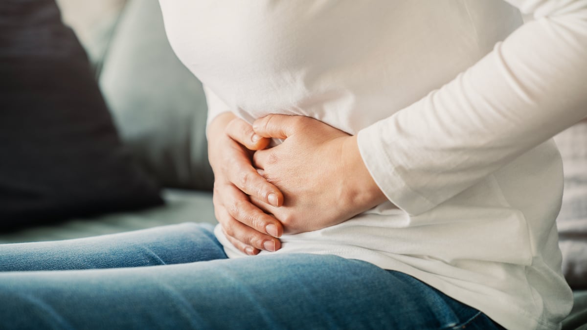 Terapia psihologica poate avea beneficii pe termen lung asupra pacientilor cu colon iritabil