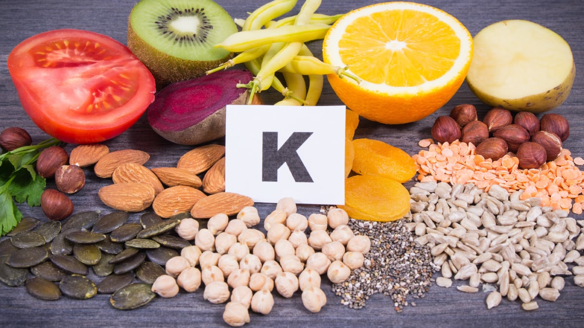 Totul despre Vitamina K: tipuri, beneficii, contraindicații
